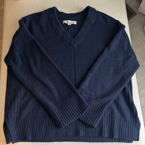 LOFT Women's Navy V-Neck Sweater